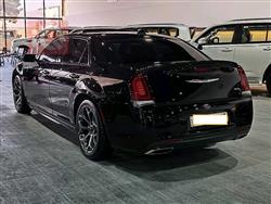 کرایسلەر 300